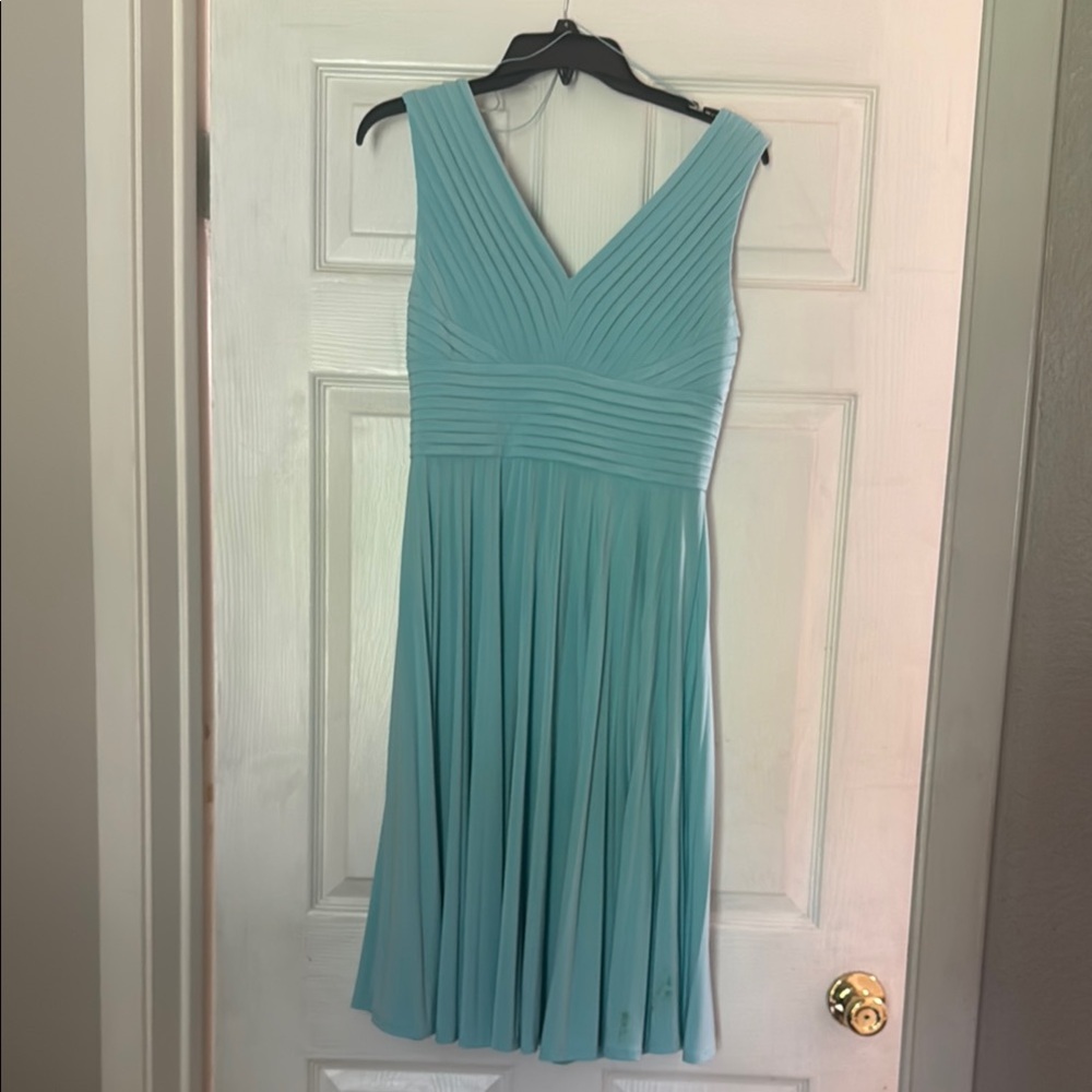 Elegant Blue Sleeveless Dress